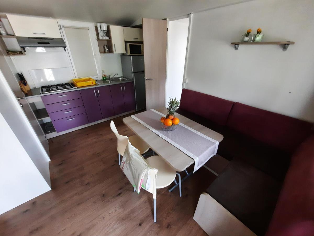 Kamp Rujno Hotell Starigrad Paklenica Exteriör bild