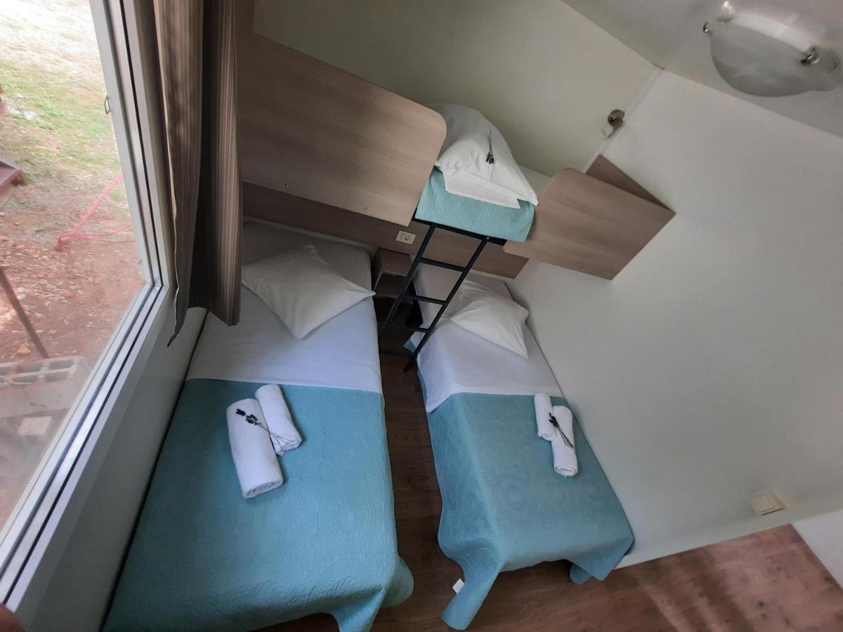 Kamp Rujno Hotell Starigrad Paklenica Exteriör bild