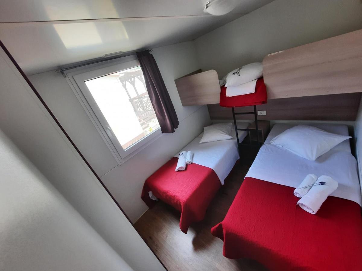 Kamp Rujno Hotell Starigrad Paklenica Exteriör bild