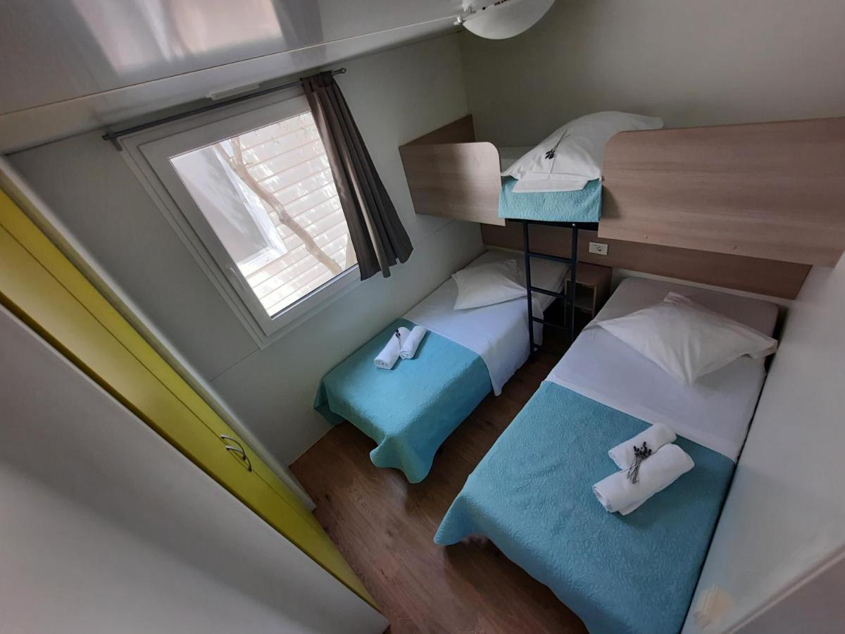 Kamp Rujno Hotell Starigrad Paklenica Exteriör bild