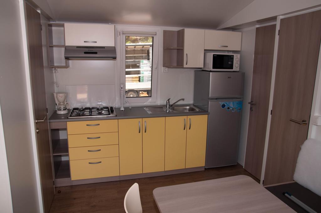 Kamp Rujno Hotell Starigrad Paklenica Exteriör bild