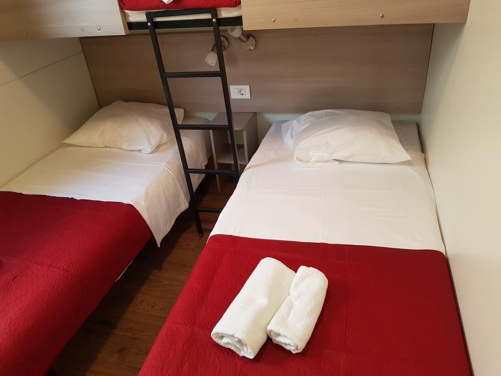 Kamp Rujno Hotell Starigrad Paklenica Exteriör bild